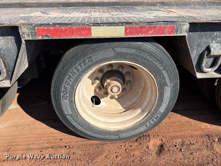 image for item EU5087 1990 Trail King TK100DGP-503 lowboy equipment trailer