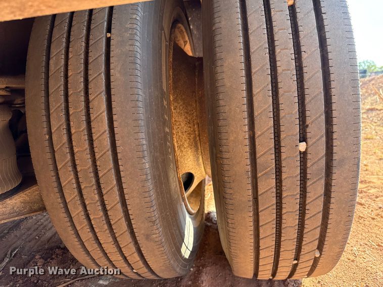 image for item EU5087 1990 Trail King TK100DGP-503 lowboy equipment trailer