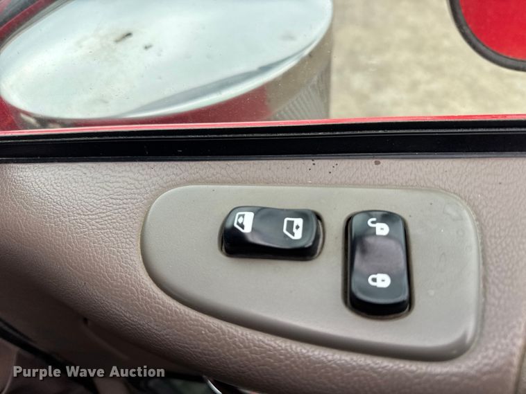 image for item EU6094 2009 Peterbilt 389 semi truck