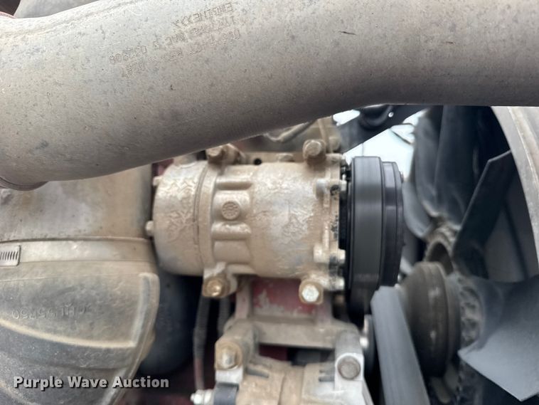 image for item EU6094 2009 Peterbilt 389 semi truck