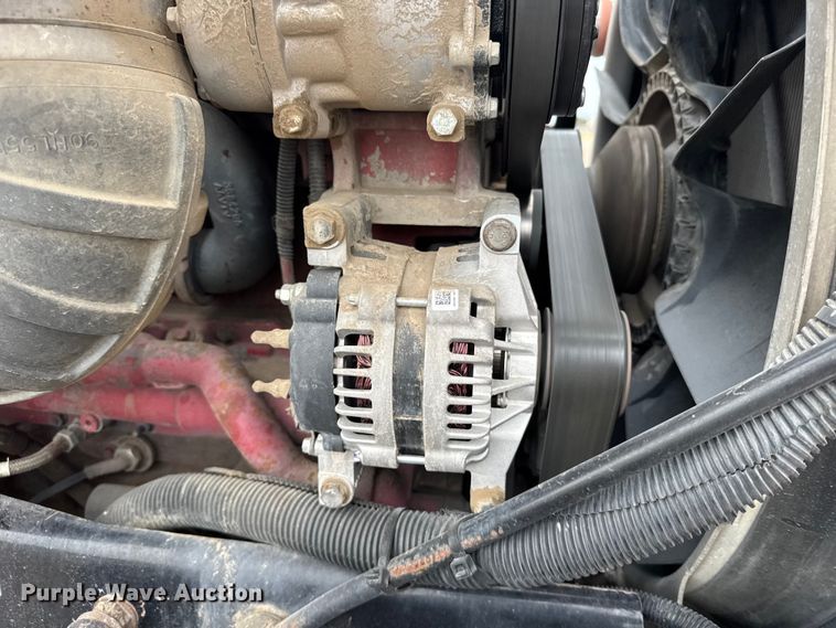 image for item EU6094 2009 Peterbilt 389 semi truck