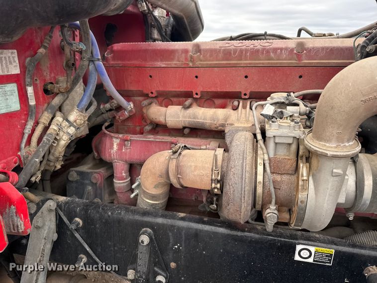 image for item EU6094 2009 Peterbilt 389 semi truck