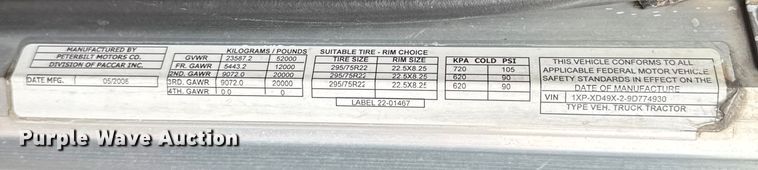 image for item EU6094 2009 Peterbilt 389 semi truck