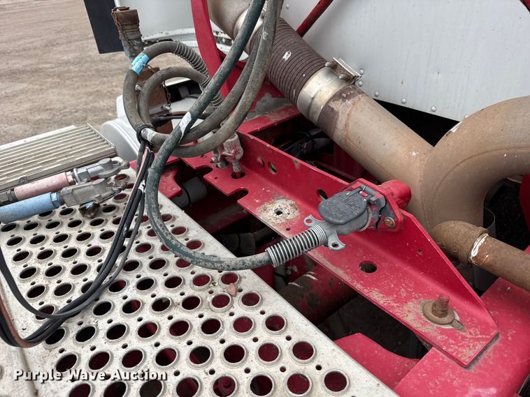 image for item EU6095 2012 Kenworth T660 semi truck