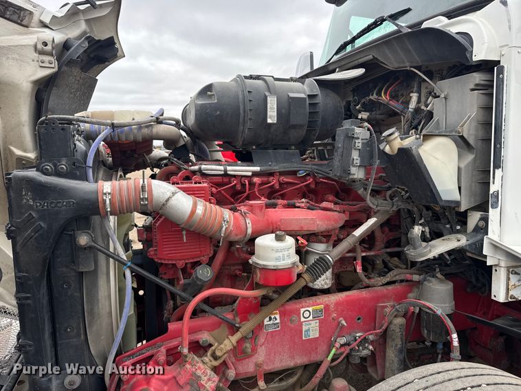 image for item EU6095 2012 Kenworth T660 semi truck