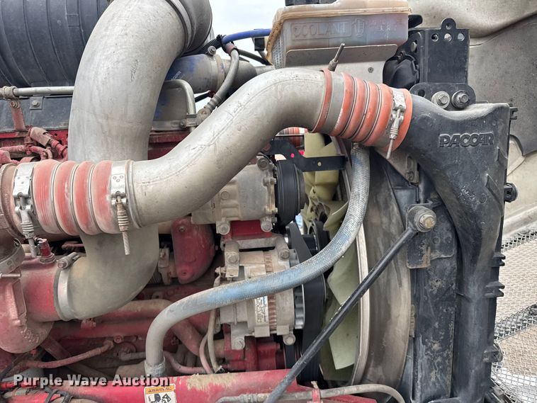 image for item EU6095 2012 Kenworth T660 semi truck