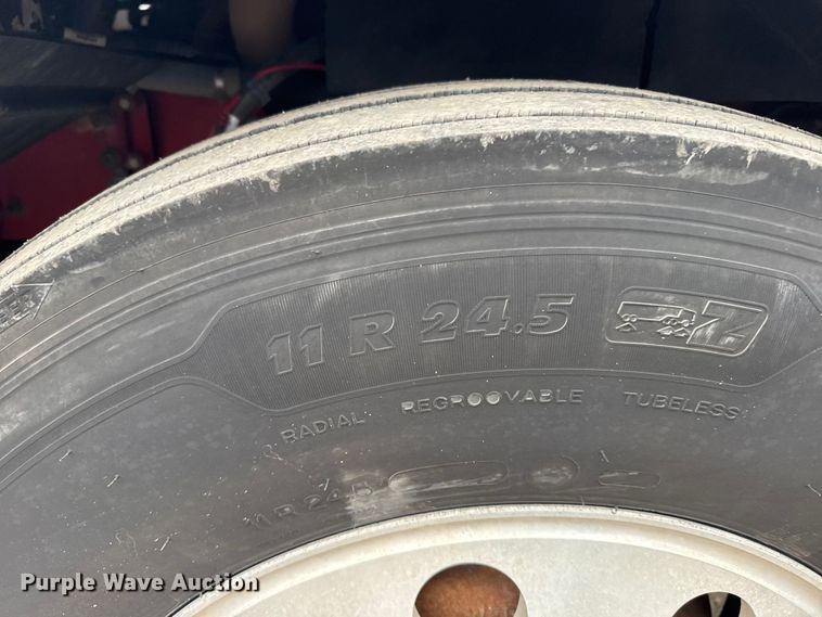 image for item EU6095 2012 Kenworth T660 semi truck