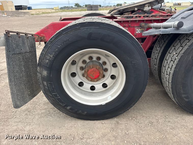 image for item EU6095 2012 Kenworth T660 semi truck