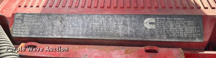 image for item EU6136 2006 International 9400i semi truck