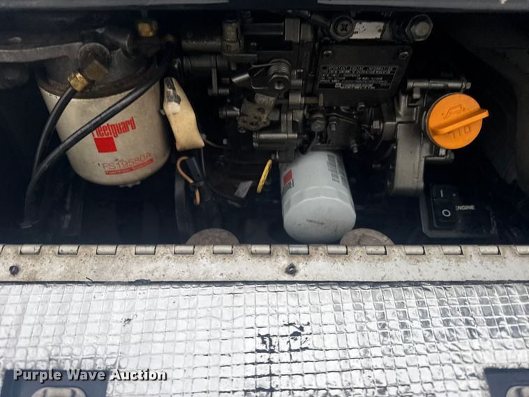 image for item EU6262 2021 Volvo VNL semi truck