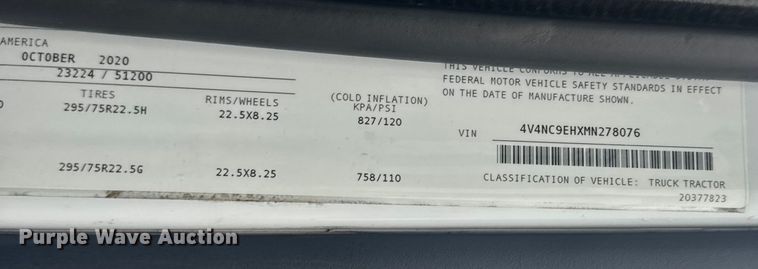 image for item EU6262 2021 Volvo VNL semi truck