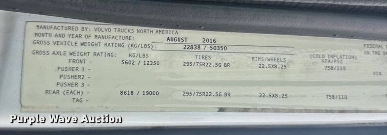 image for item EU6263 2017 Volvo VNL semi truck