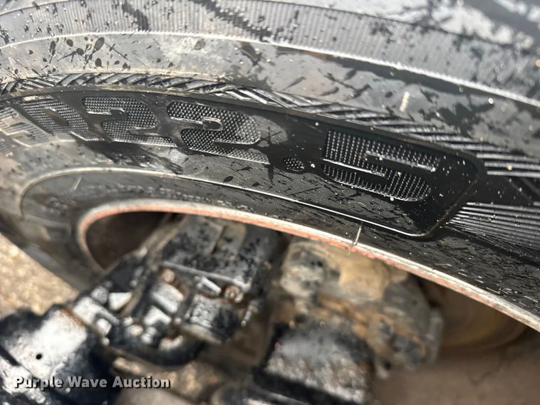 image for item EU6266 2020 Freightliner Cascadia 126 semi truck