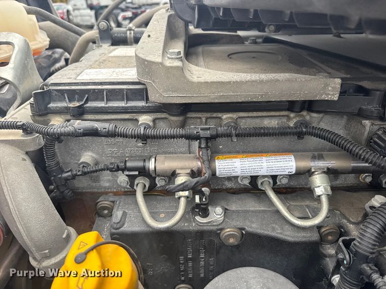 image for item EU6266 2020 Freightliner Cascadia 126 semi truck