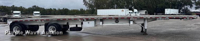 image for item EU6269 2018 Mac flatbed trailer