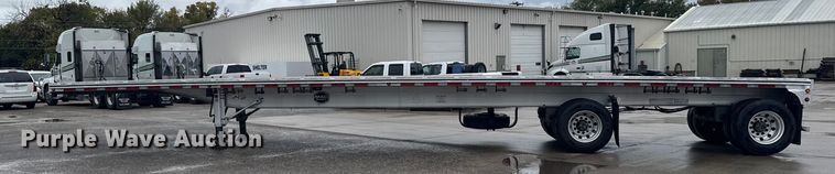 image for item EU6269 2018 Mac flatbed trailer