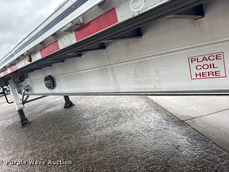 image for item EU6269 2018 Mac flatbed trailer