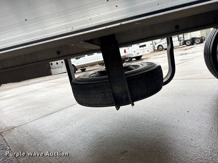 image for item EU6269 2018 Mac flatbed trailer