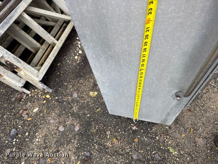 image for item EU6271 Brunner cab rack