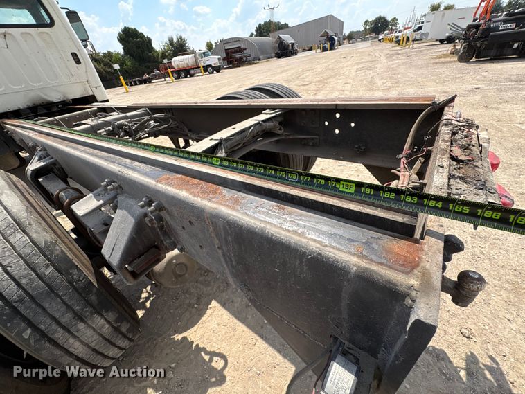 image for item EU7025 2009 Freightliner Business Class M2 truck cab and chassis