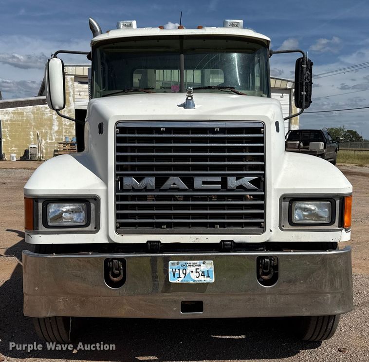 CAMIóN 2006 MACK