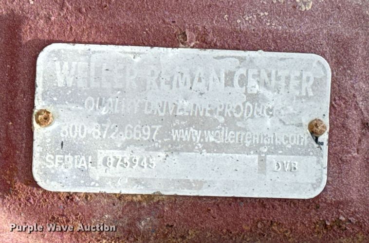 image for item NU9607 2014 Peterbilt 337 truck cab and chassis