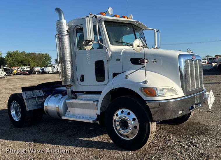 CAMIóN 2011 PETERBILT