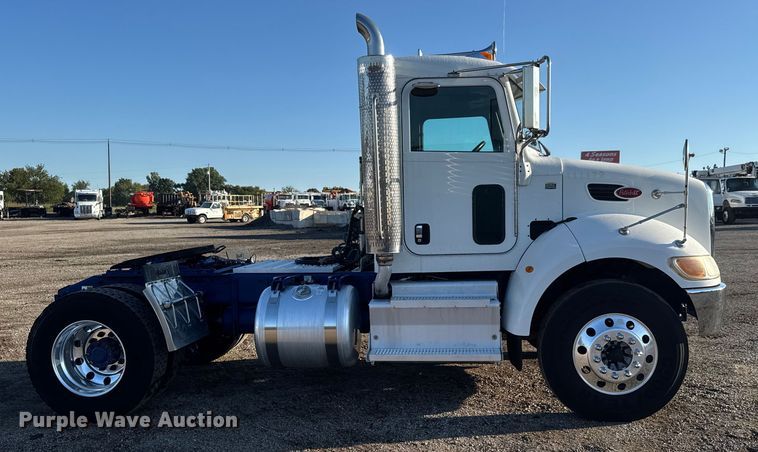 CAMIóN 2011 PETERBILT