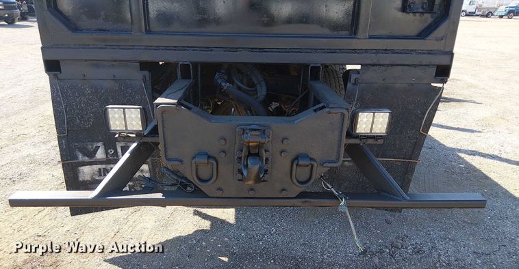 image for item NU9767 2007 Sterling L9500 Series flatbed truck