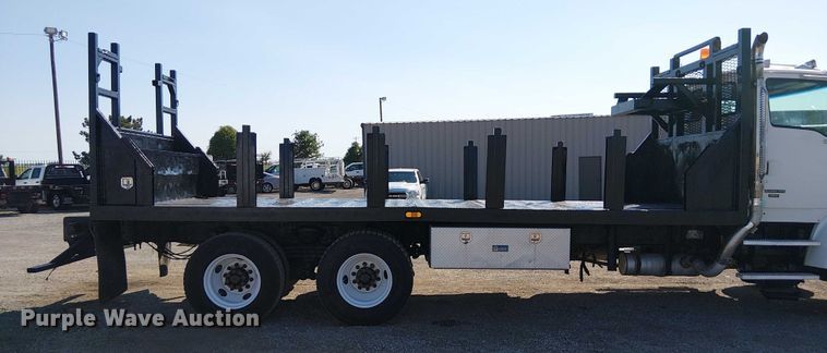 image for item NU9767 2007 Sterling L9500 Series flatbed truck