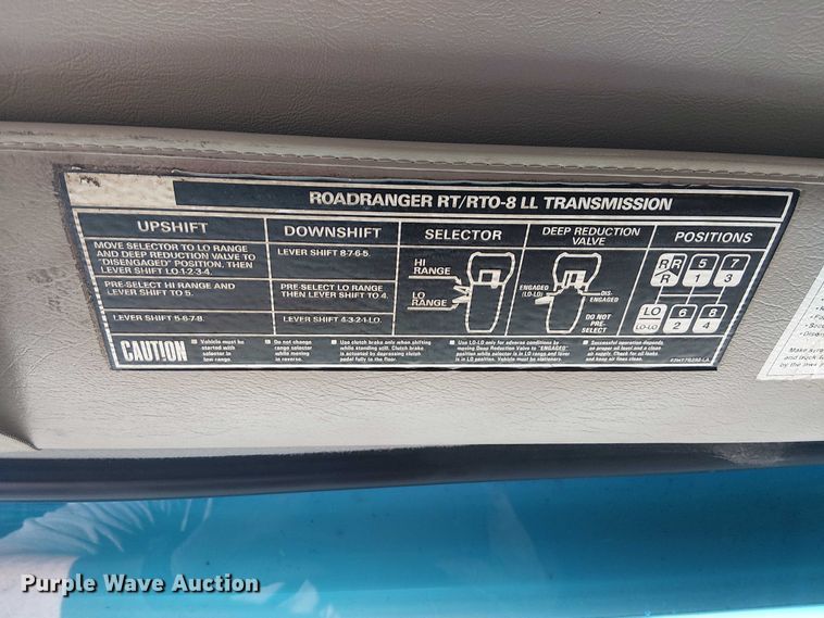 image for item NU9767 2007 Sterling L9500 Series flatbed truck