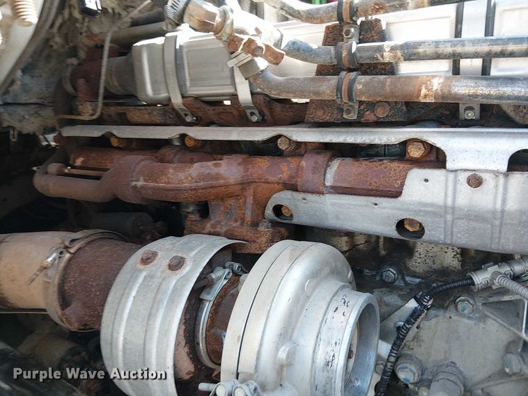 image for item NU9767 2007 Sterling L9500 Series flatbed truck