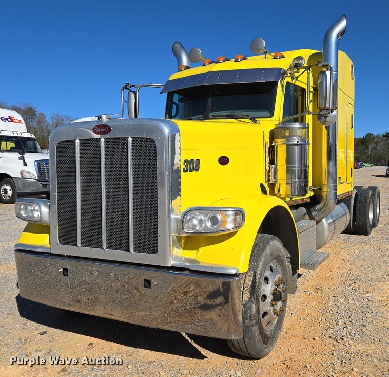 2014 Peterbilt 389