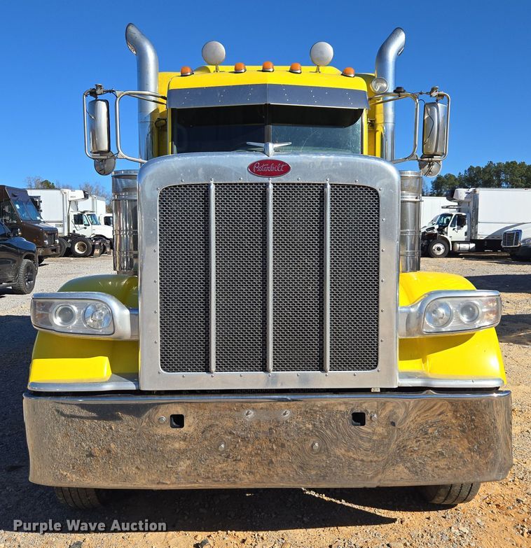 CAMIóN CAMAROTE 2014 PETERBILT
