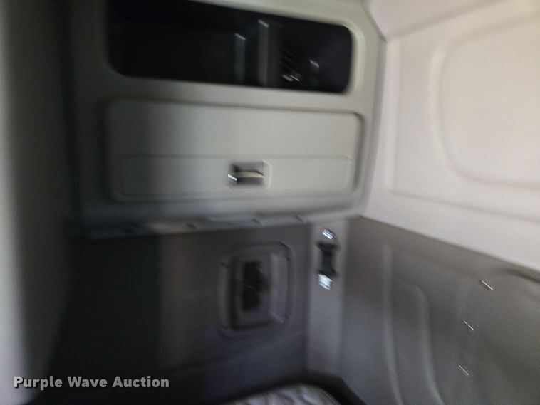 image for item YA0293 2014 Peterbilt 389 semi truck