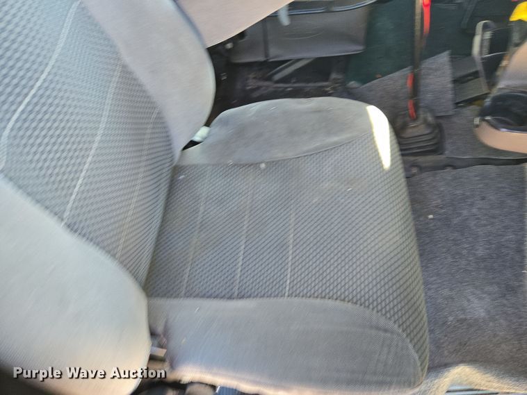 image for item YA0293 2014 Peterbilt 389 semi truck