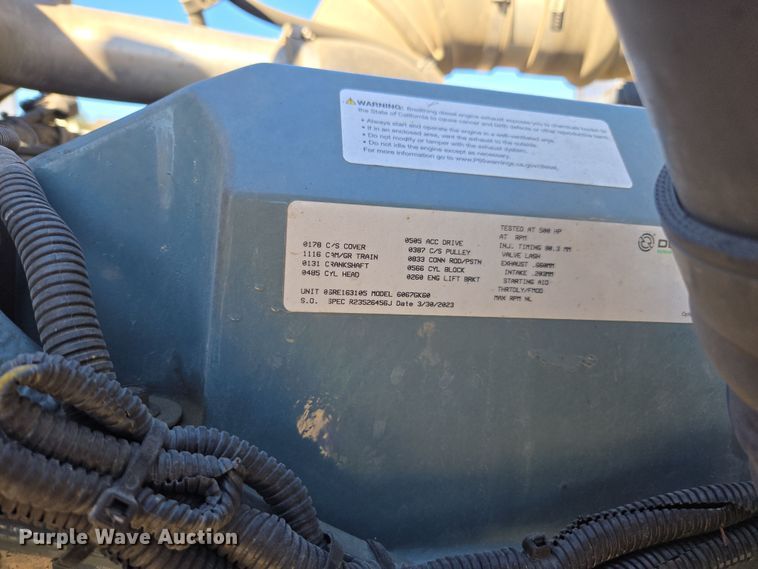 image for item YA0293 2014 Peterbilt 389 semi truck