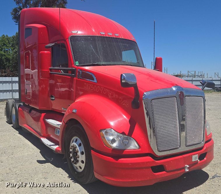 CAMIóN CAMAROTE 2019 KENWORTH