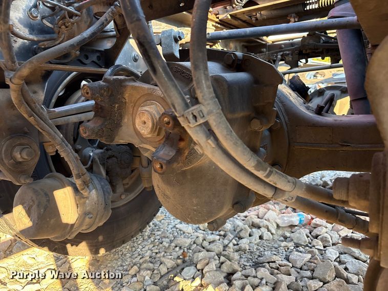 image for item YA0655 2018 Peterbilt 579 semi truck