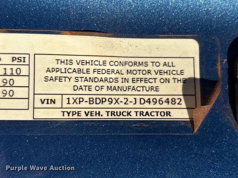 image for item YA0655 2018 Peterbilt 579 semi truck