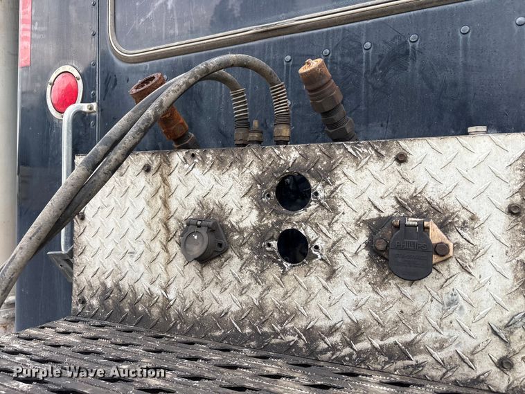 image for item YA0722 1999 Kenworth W900  semi truck