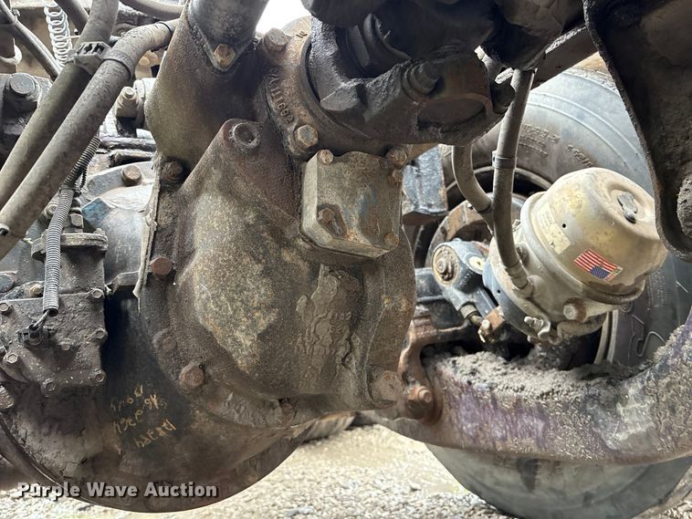 image for item YA0722 1999 Kenworth W900  semi truck