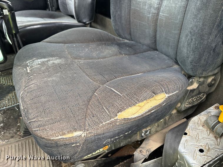 image for item YA0722 1999 Kenworth W900  semi truck