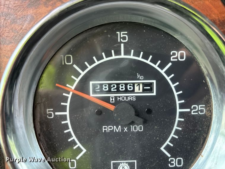 image for item YA0722 1999 Kenworth W900  semi truck