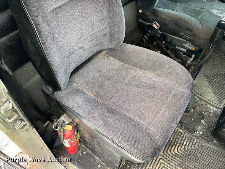 image for item YA0722 1999 Kenworth W900  semi truck