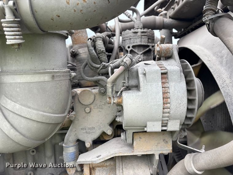 image for item YA0722 1999 Kenworth W900  semi truck