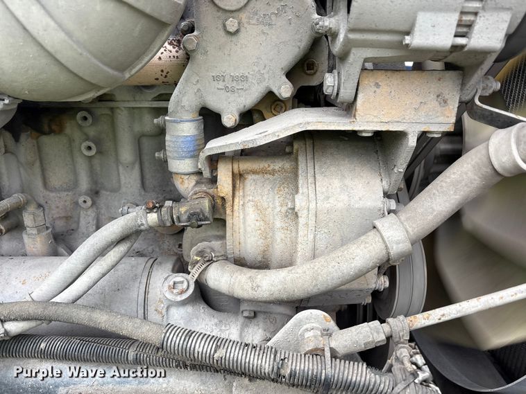 image for item YA0722 1999 Kenworth W900  semi truck