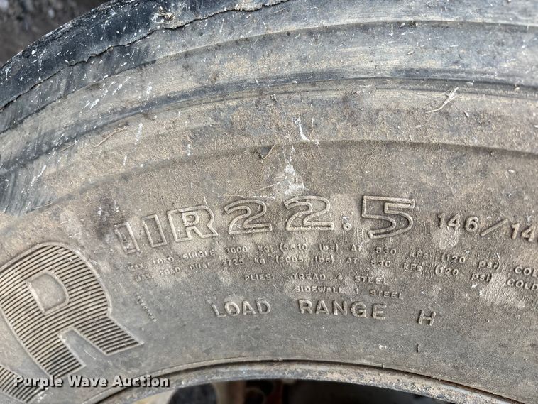 image for item YA0722 1999 Kenworth W900  semi truck