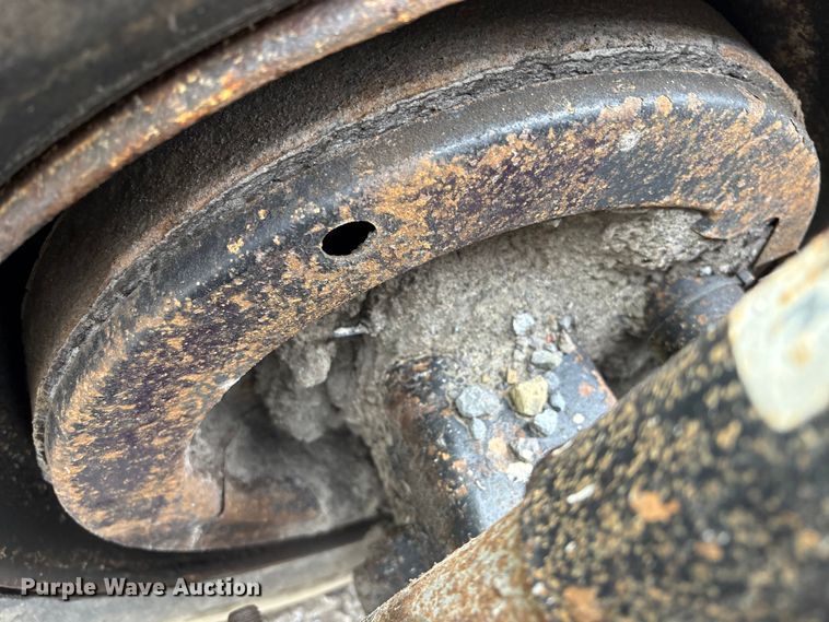 image for item YA0722 1999 Kenworth W900  semi truck