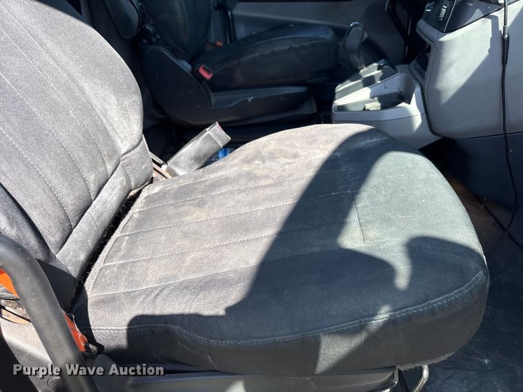 image for item YA0791 2017 Peterbilt 579 semi truck